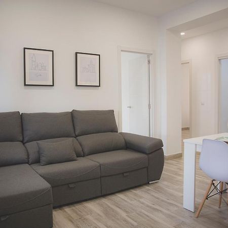 Acogedor Apartamento En Triana Siviglia Esterno foto