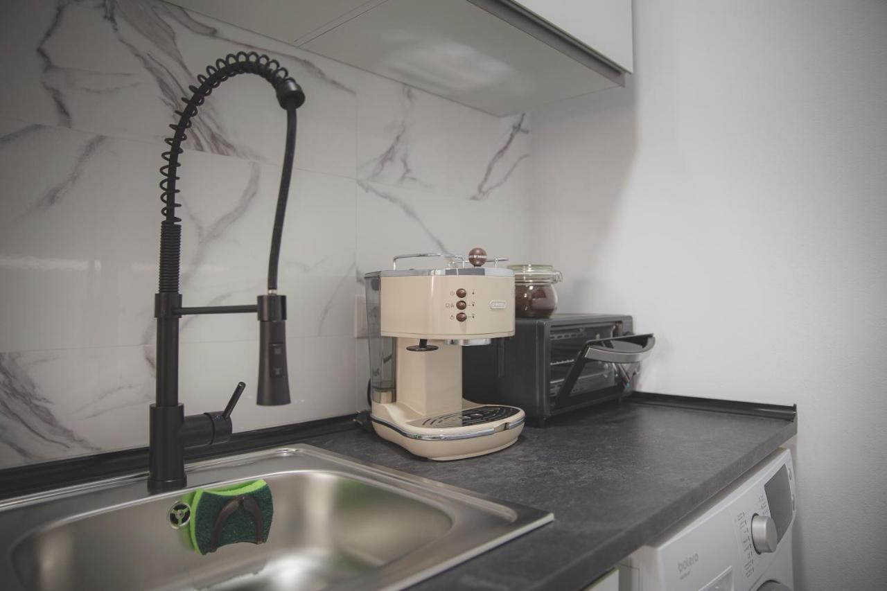 Acogedor Apartamento En Triana Siviglia Esterno foto