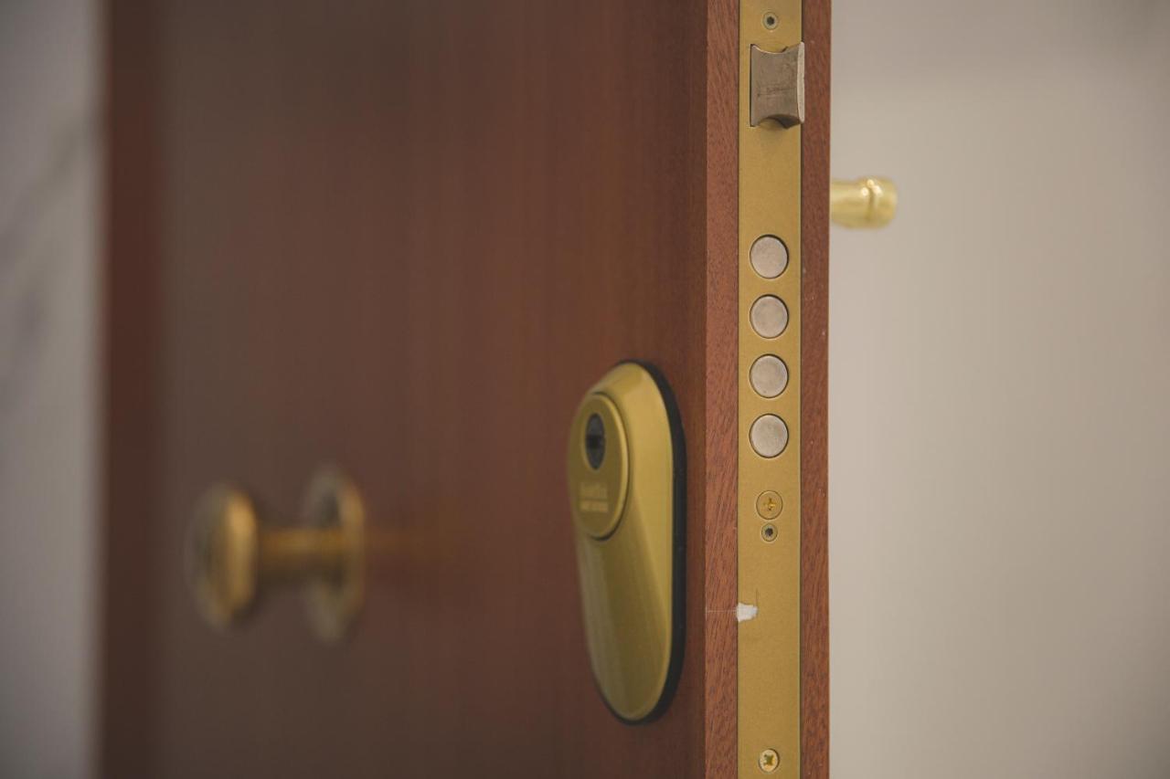 Acogedor Apartamento En Triana Siviglia Esterno foto